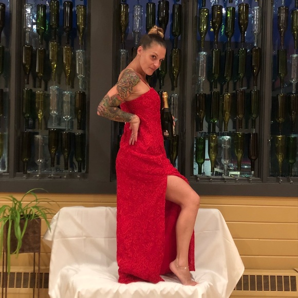 Red Aiden Mattox Gown New - Picture 3 of 7